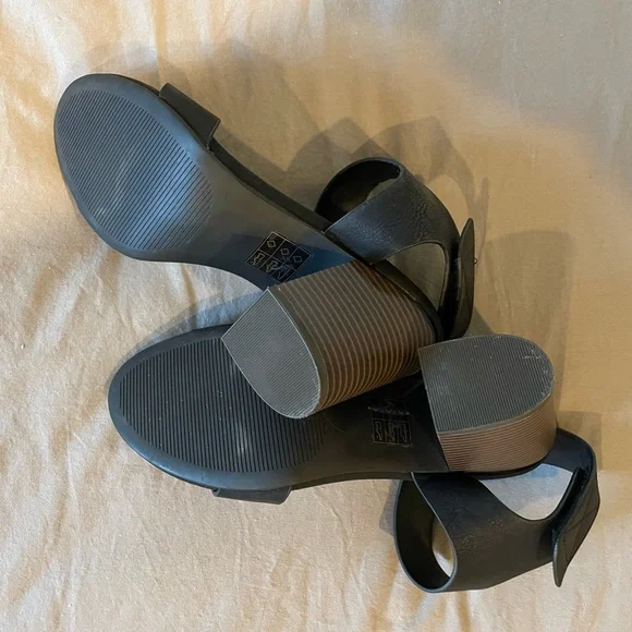 Call It Spring Heels - Picture 3 of 4